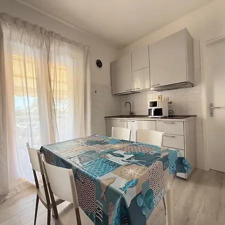 M473 - Marcelli, Trilocale Con Posto Auto E Wifi Apartman
